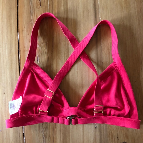 Red bikini 👙 - Picture 6 of 8